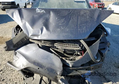 2019 Tesla Model X z USA, uszkodzony, nr VIN 5YJXCBE26KF153210